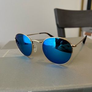 MVMT Blue reflective sunglasses